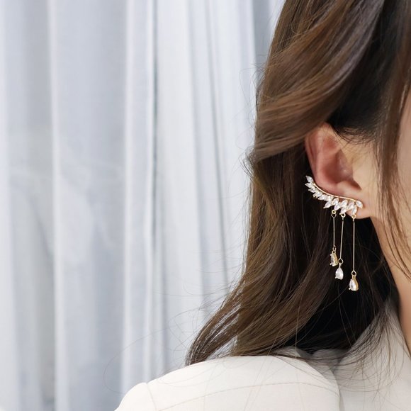 NEW 14K Gold Plated Diamond Angel Wing Earrings - Picture 2 of 3